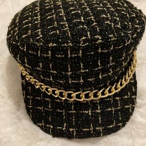 NWT Juicy Couture Tweed Plaid Black/ Gold Newsboy Cap With Chain OS